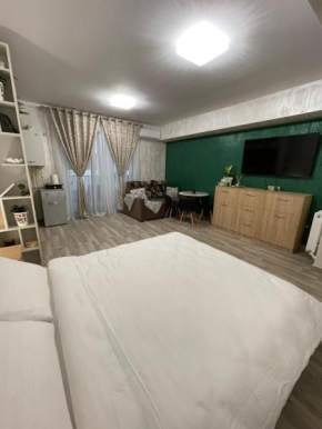 Jade Luxury Studio